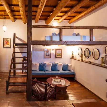 Ilianthos Traditional Maisonette * 헐소니소스