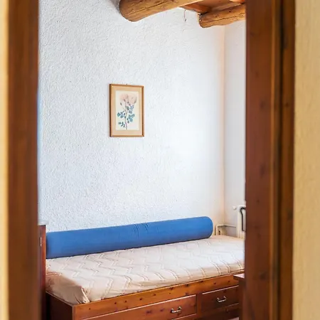 Ilianthos Traditional Maisonette 펜션 *